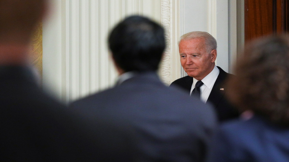 بايدن يستقبل رئيس الوزراء العراقي في