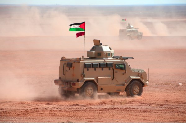 الجيش: إحباط دخول آليات وأشخاص من