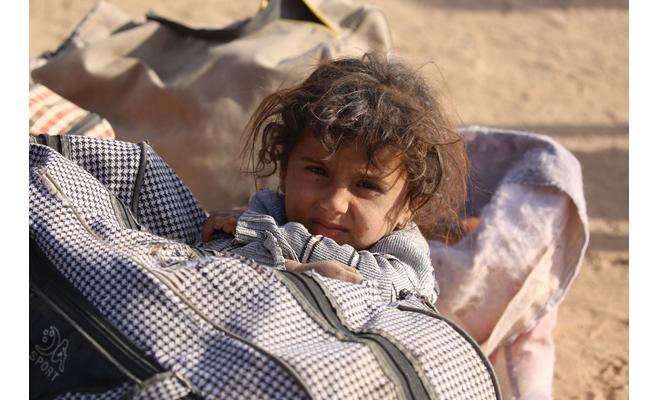 يونيسف: 100 ألف طفل مهددون بالموت