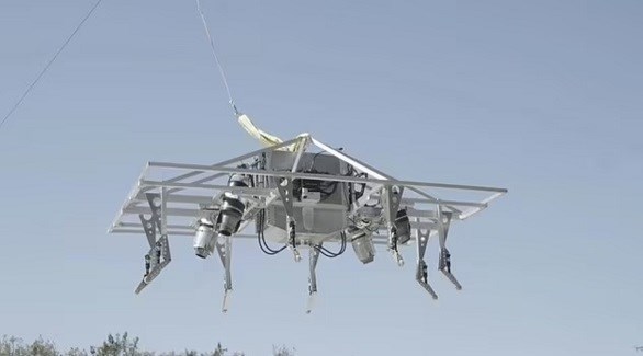 دراجة نارية طائرة تعمل بالطاقة التوربينية