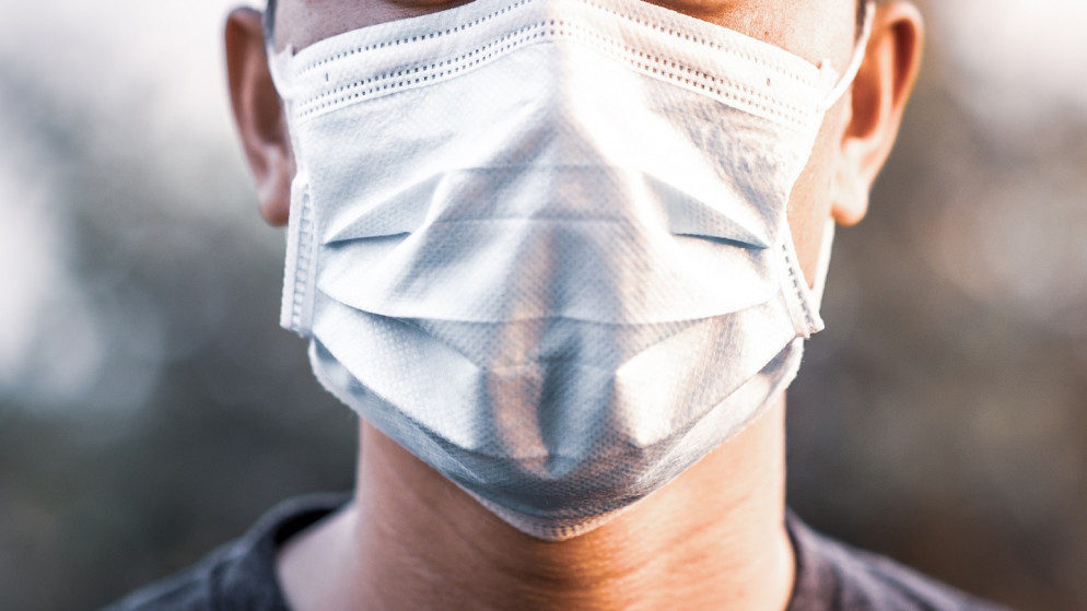 مخالفة 8 أفراد و5 منشآت في