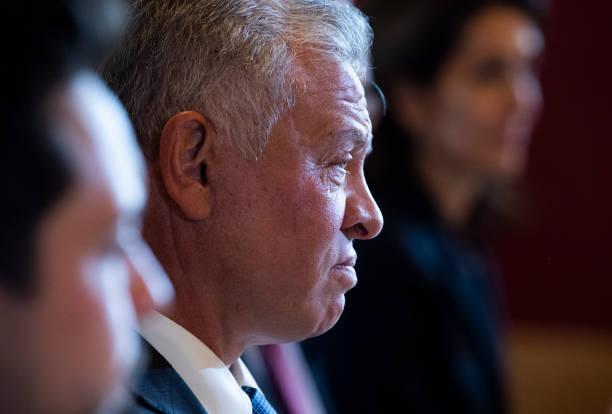 الملك: هذا ما ورثه أبي عن