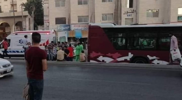 الباص السريع يدهس مواطنا في عمان