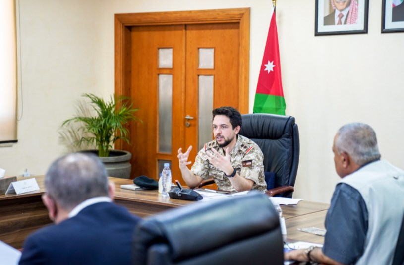 ولي العهد يترأس اجتماعا لمتابعة سير