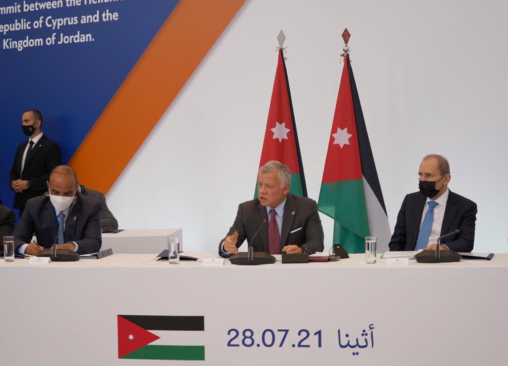 ملخص نشاطات الملك (فيديو)