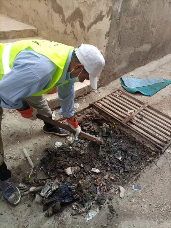 بلدية الزرقاء تنفذ حملة واسعة لتنظيف