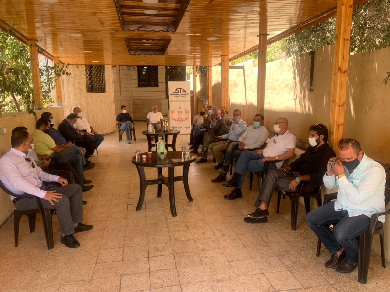 احتجاج داخل جمعية وكلاء السياحة ..