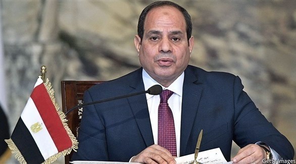 السيسي يصادق على قانون فصل الإخوان