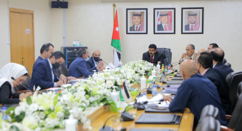 القانونية النيابية تقر معدل الكسب غير