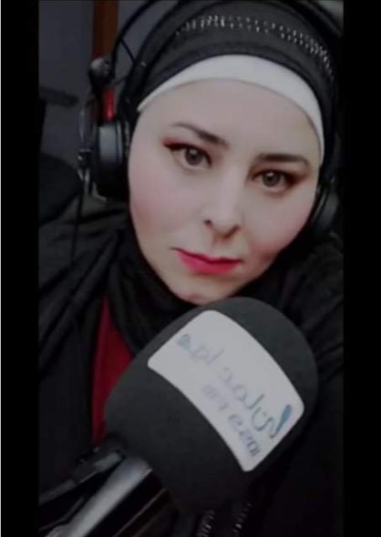 إلـى أعـزّ إ نسانـة علـى قلبـي..