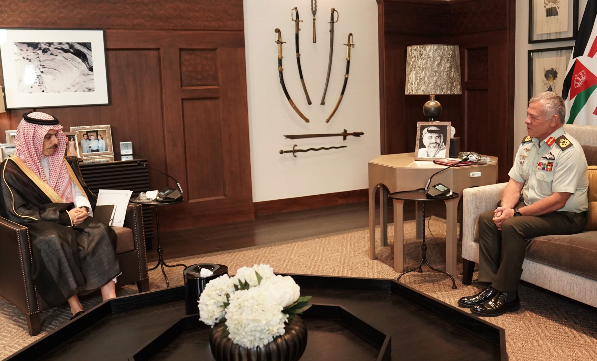 الملك: العلاقات بين الأردن والسعودية صلبة