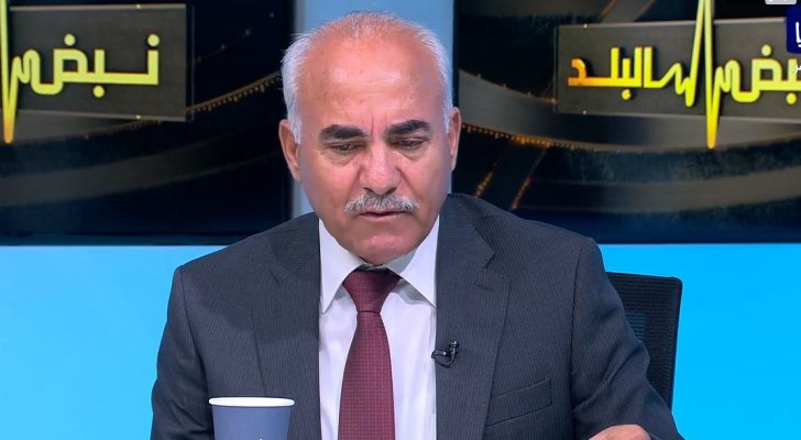 وزير تربية أسبق: وجود الطالب في