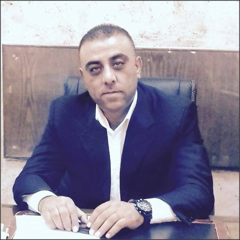 الدكتور خلف الطاهات يبارك لشقيقه حمزة