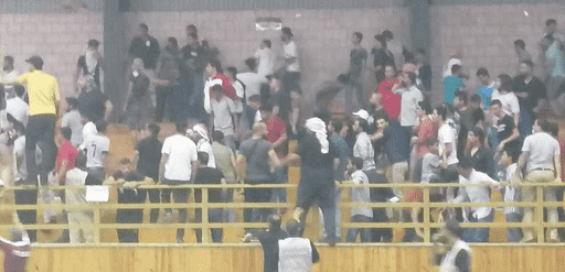 انذاران نهائيان لناديي عيرا والوحدات