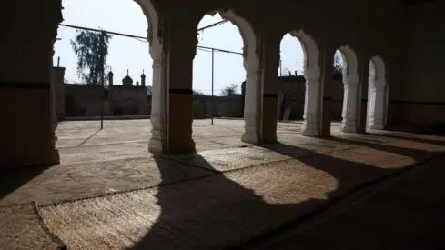 في الحاجة إلى الوعظ وترشيده