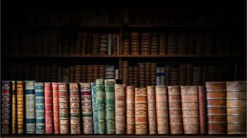 إتلاف الكتب في التراث : أسبابه