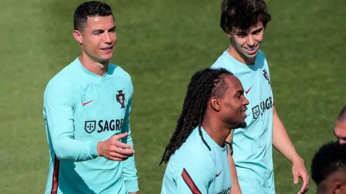 بعد رحيل ميسي.. . برشلونة يستعد