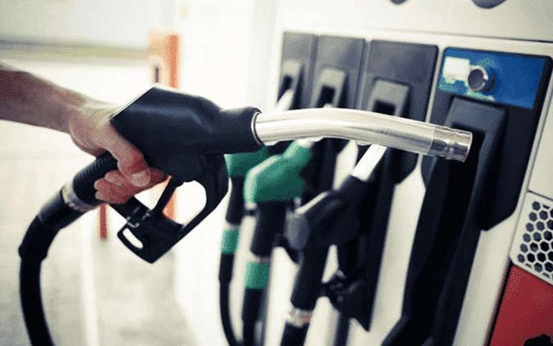 سعيدات: الضريبة على «تنكة» البنزين 90