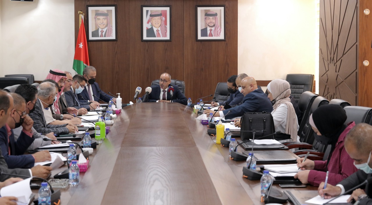 مالية النواب تستمع لايجاز من العسعس