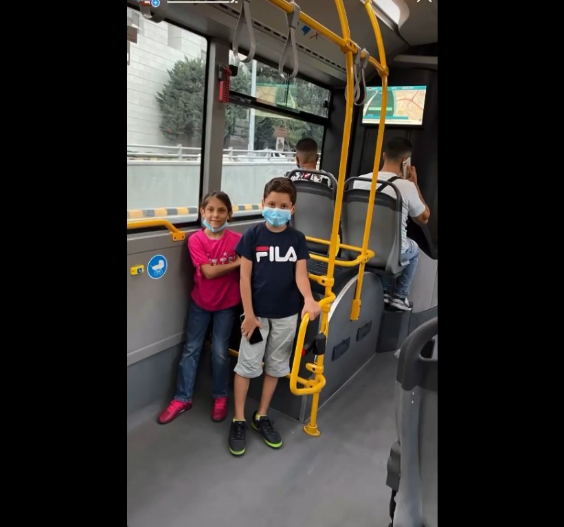 تجربة عائلية للباص السريع.. فيديو