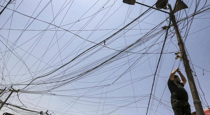 إيران توقف بالكامل تزويد العراق بالكهرباء