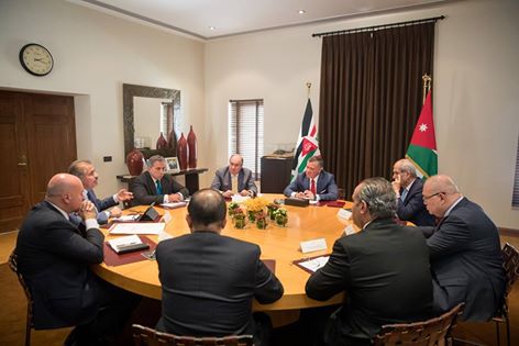 الملك يترأس اجتماعا لمتابعة خطط الحكومة