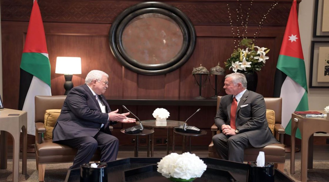الملك يبحث مع الرئيس الفلسطيني آخر
