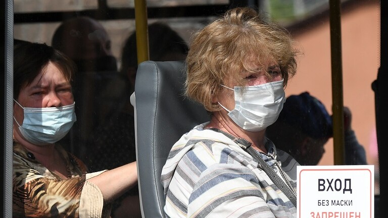 خبير روسي يحدد متى سيصبح كوفيد-19