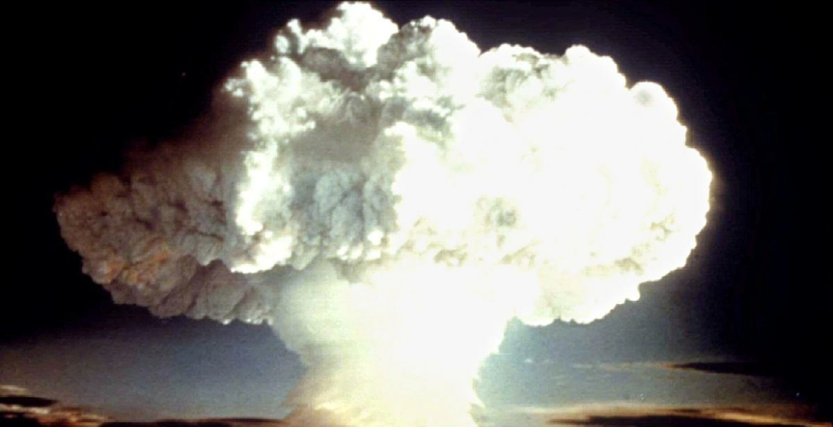 لماذا تشكّل القنابل النووية غيوما أشبه