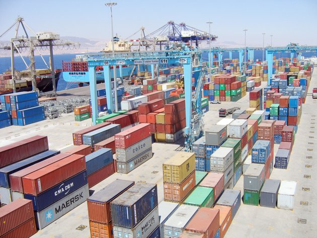 ارتفاع أسعار الشحن عالميا يخفض أعداد