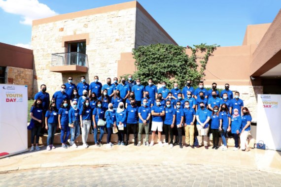 بنك الإسكان يحتفي مع موظفيه باليوم