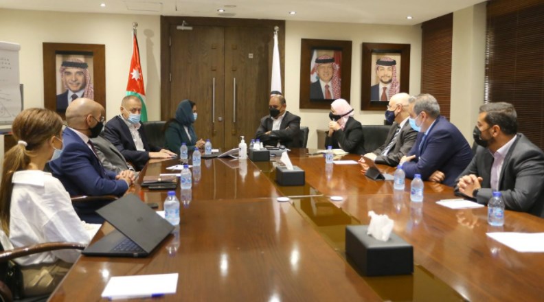 الهناندة يستقبل أمين عام منظمة التعاون