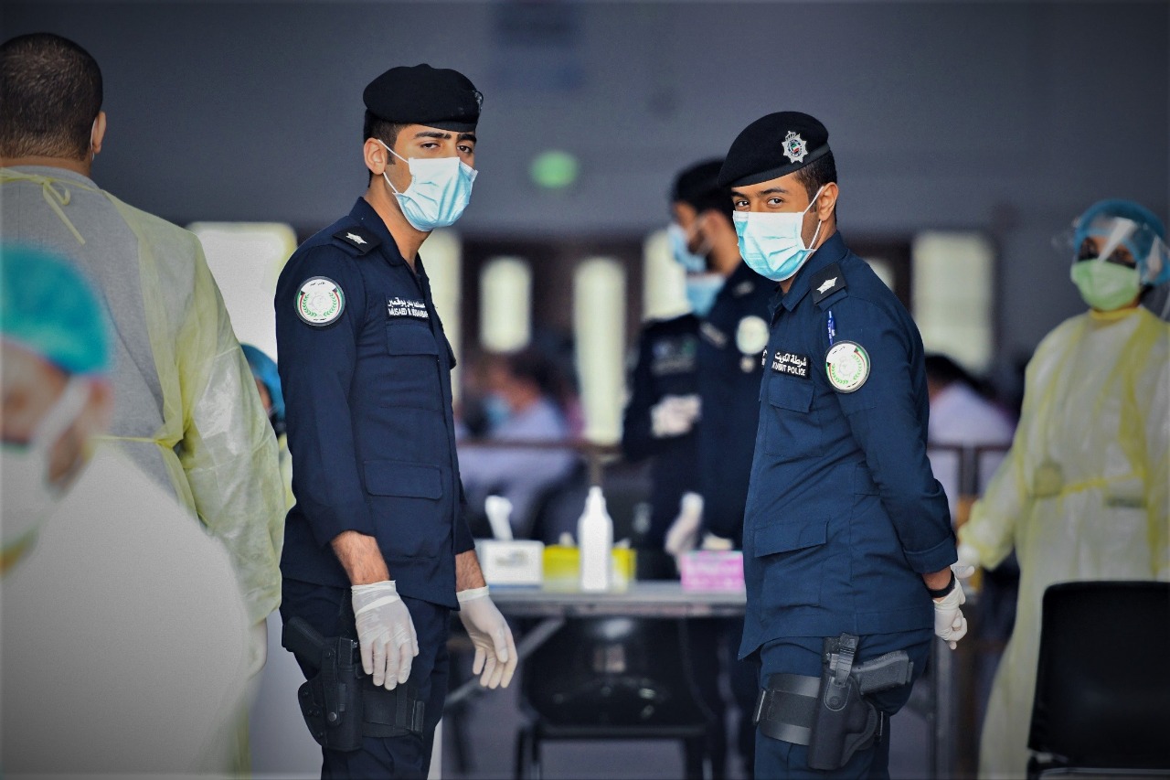 كويتي يقتل والدة زوجته ويتوعد امرأته