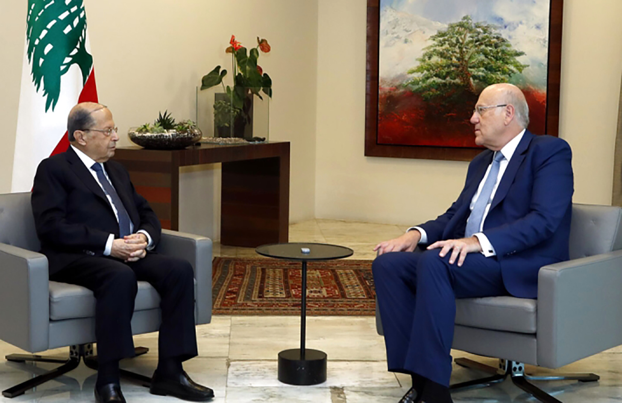 هل يلحق ميقاتي بالحريري؟.. حكومة لبنان