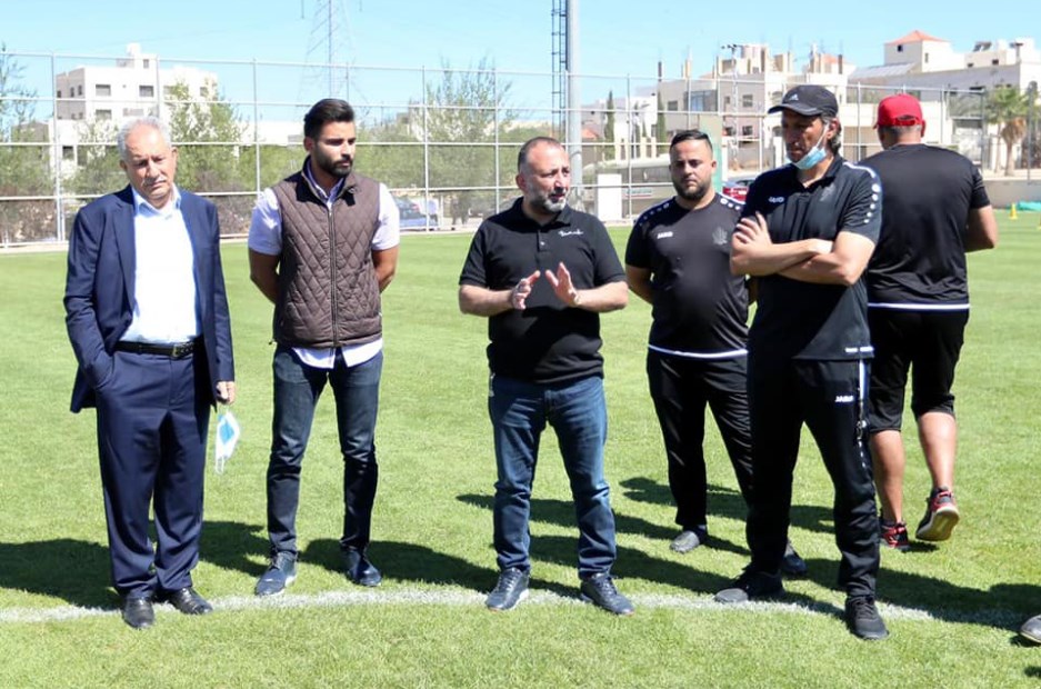 الحوامدة غاضبا: هذا الكتاب الذي وصلني