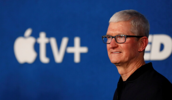 المدير التنفيذي لـ آبل ينال مكافأة