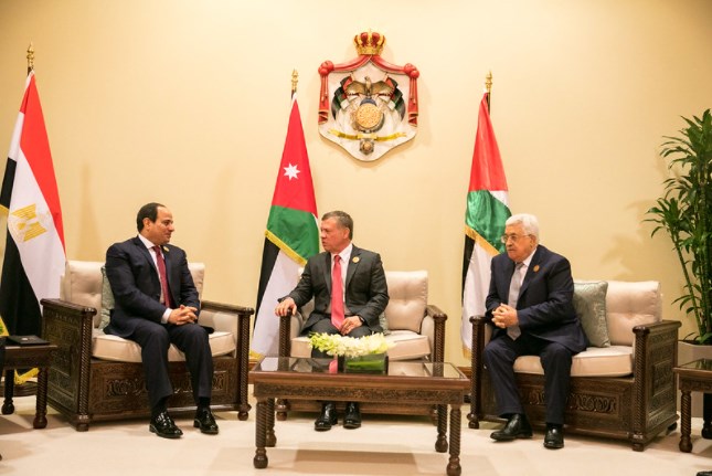 قمة أردنية - مصرية - فلسطينية..