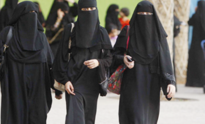 النمسا تحظر ارتداء النقاب