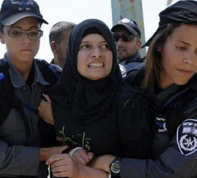 ستخضع لعملية من أجل الولادة الجامعة