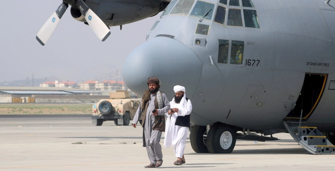 قطر تعلن إعادة فتح مطار كابول..