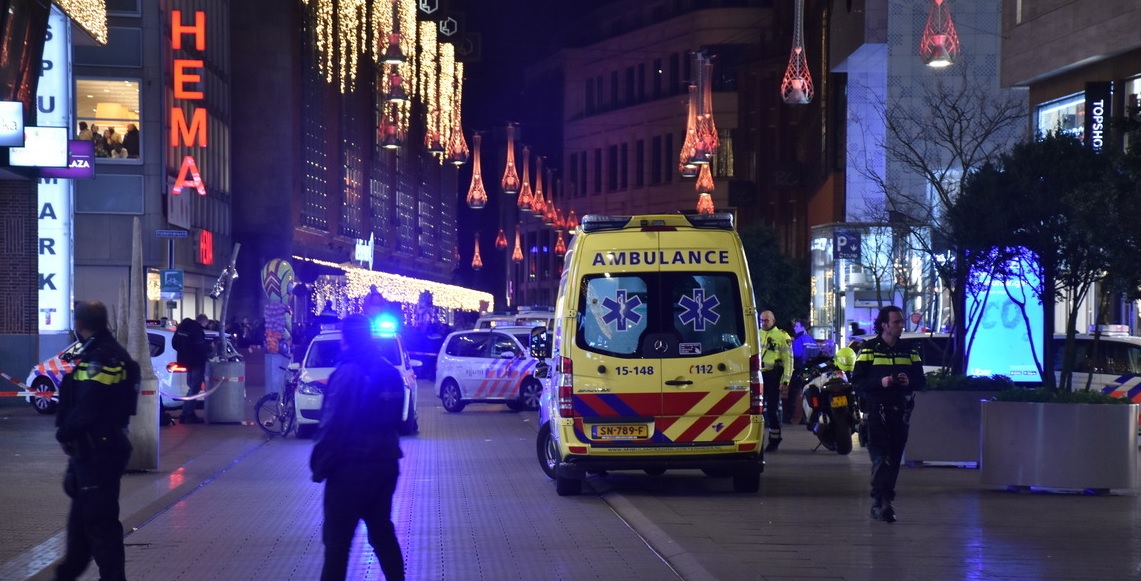 اتهمتهم بـ”غسل مخه”.. والدة سريلانكي طعن