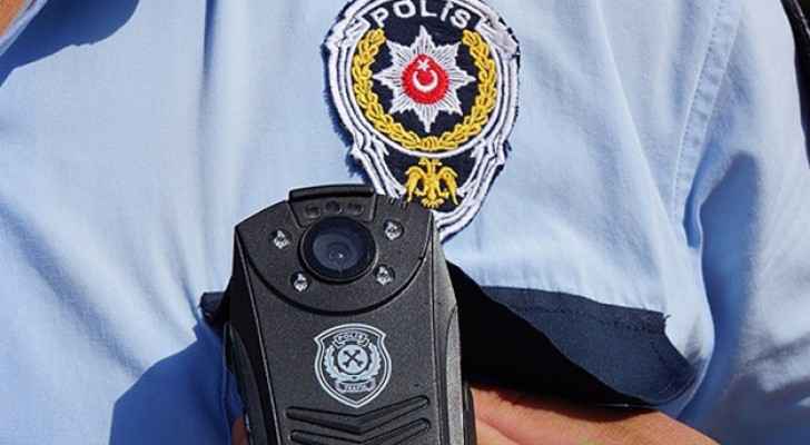 تركيا تحتجز مسؤول منظمة دولية بسبب