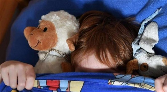 ما أسباب صعوبة نوم الأطفال؟