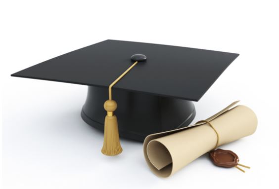 فداء الطواهية.. مبارك التخرج