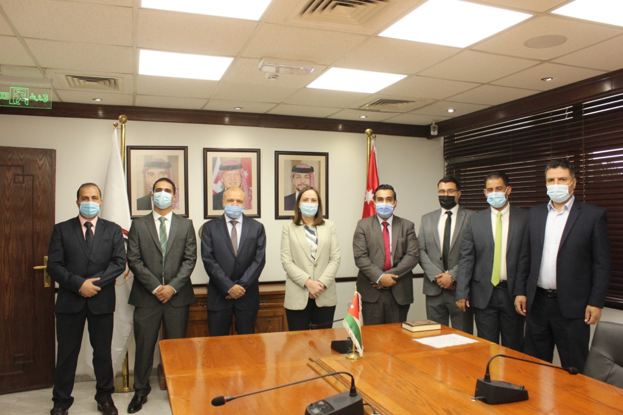 محاسبون قانونيون يؤدون اليمين (اسماء)