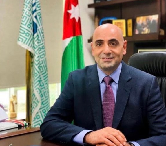 تنشيط السياحة: مستمرون بدعم الطيران العارض