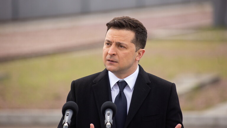 رئيس أوكرانيا: حرب شاملة قد تندلع