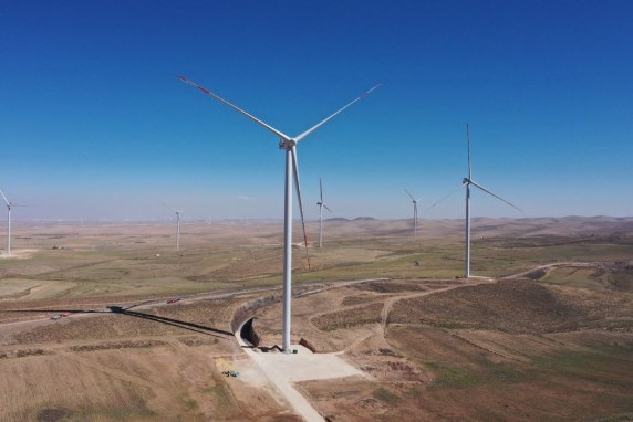 أيميا باور الإماراتية تعلن بدء التشغيل