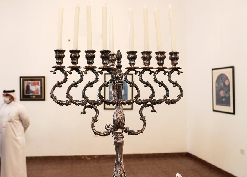 يهود البحرين يخرجون من الظل.. لأول