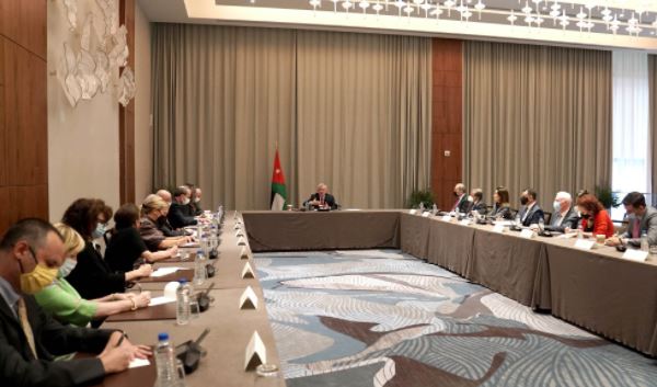 الملك: أهمية تفادي الإجراءات الإسرائيلية الأحادية